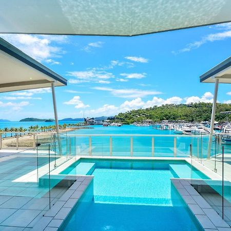 Pavillions Penthouse 25 - Luxury Waterfront Apartment With Private Roof Top Pool And Buggy Hamilton Island Buitenkant foto