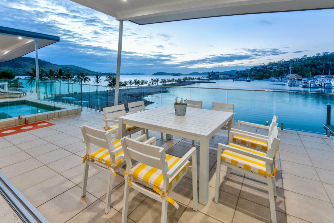 Pavillions Penthouse 25 - Luxury Waterfront Apartment With Private Roof Top Pool And Buggy Hamilton Island Buitenkant foto