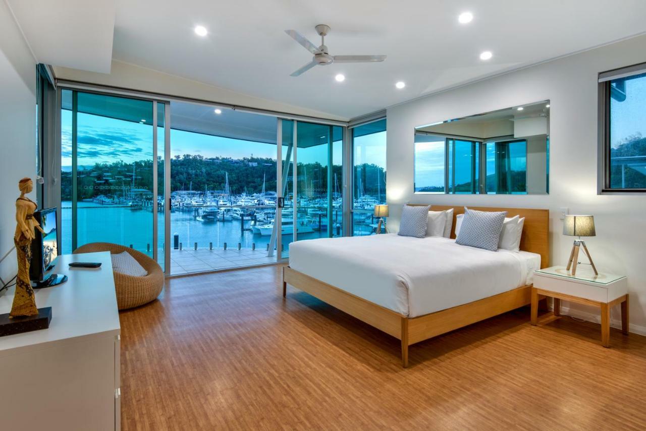 Pavillions Penthouse 25 - Luxury Waterfront Apartment With Private Roof Top Pool And Buggy Hamilton Island Buitenkant foto