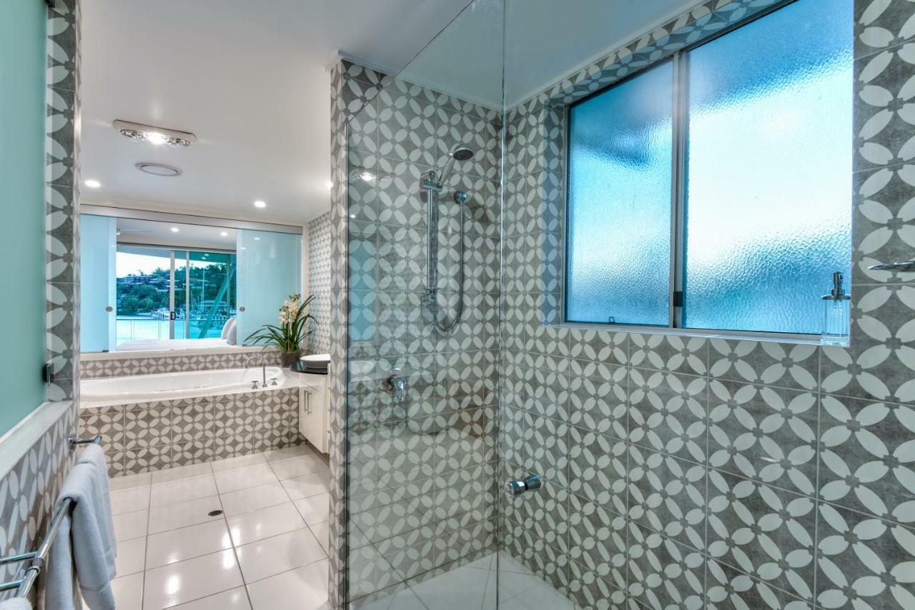 Pavillions Penthouse 25 - Luxury Waterfront Apartment With Private Roof Top Pool And Buggy Hamilton Island Buitenkant foto