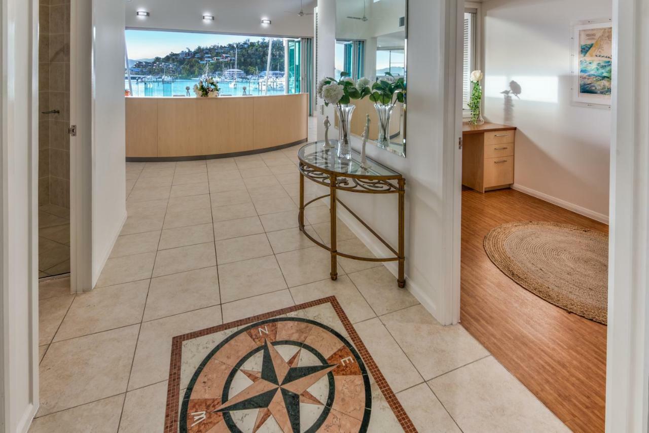 Pavillions Penthouse 25 - Luxury Waterfront Apartment With Private Roof Top Pool And Buggy Hamilton Island Buitenkant foto