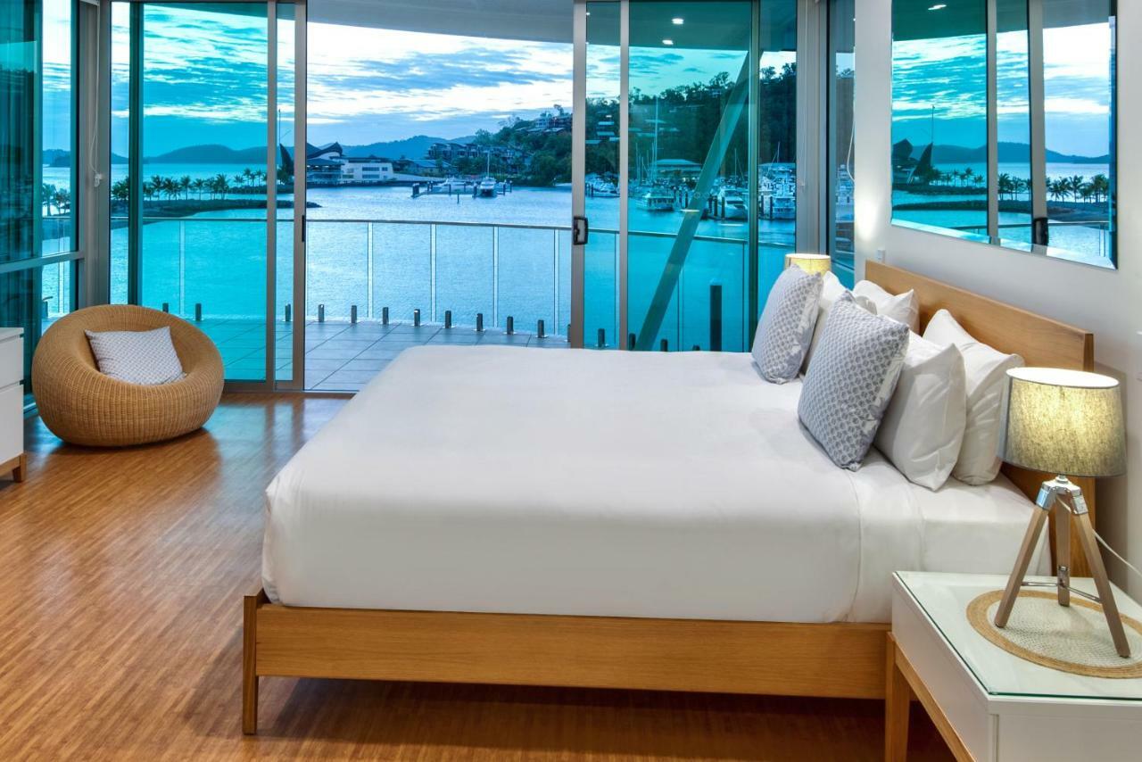 Pavillions Penthouse 25 - Luxury Waterfront Apartment With Private Roof Top Pool And Buggy Hamilton Island Buitenkant foto